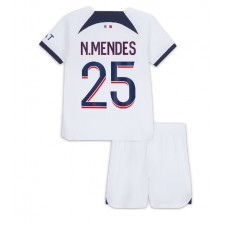 Paris Saint-Germain Nuno Mendes #25 Bortaställ Barn 2023-24 Korta ärmar (+ Korta byxor)